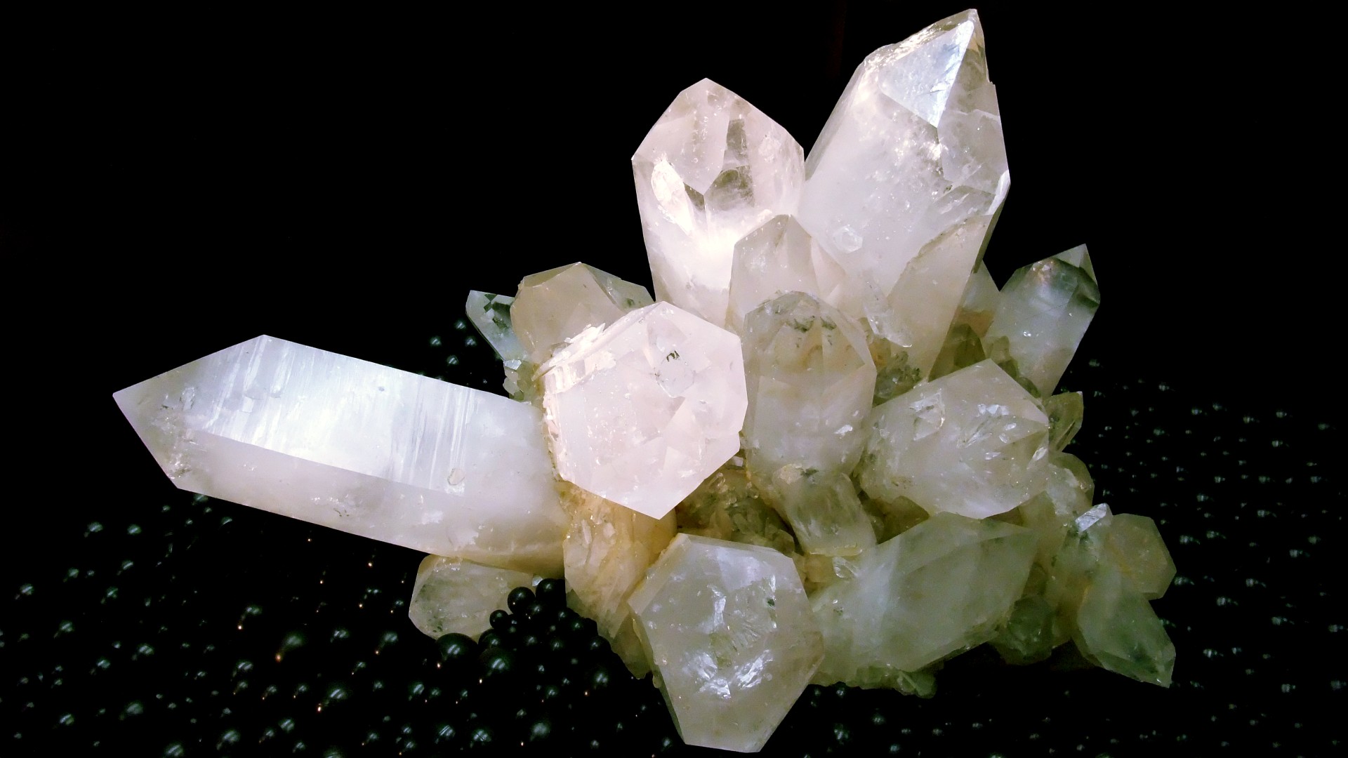 White Giant Crystal