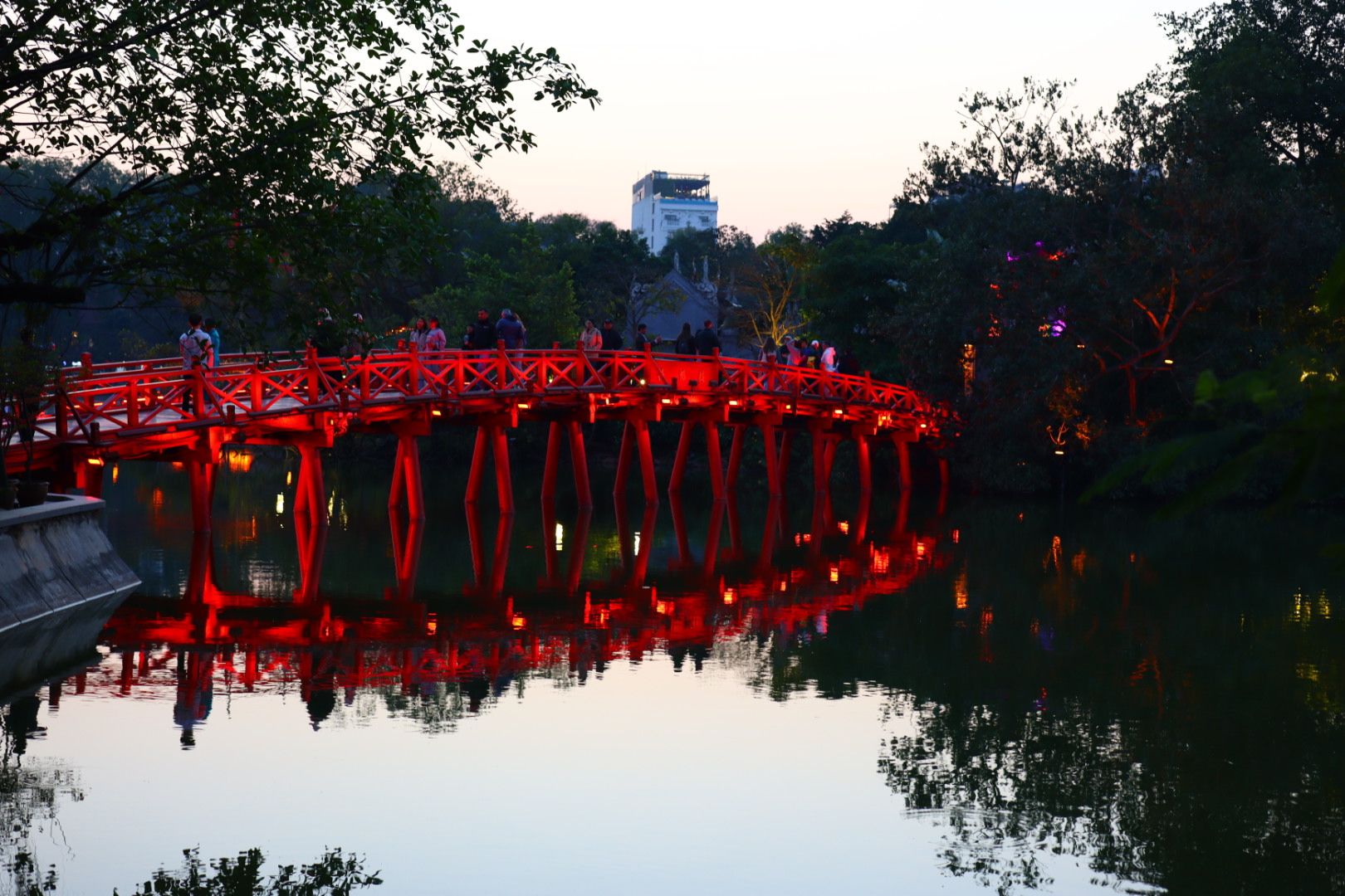 Essential Hanoi